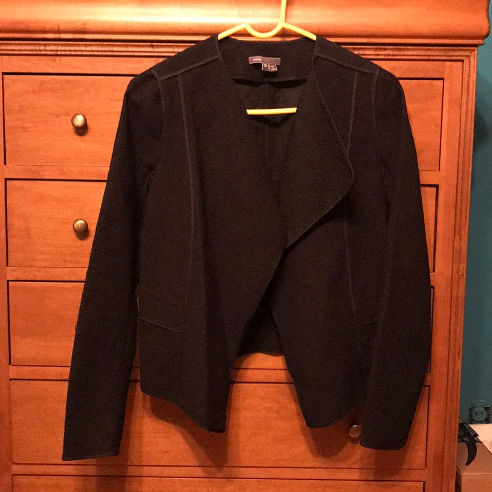 Black Vince jacket in XS